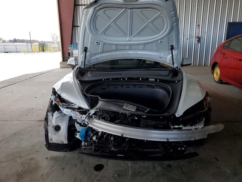 Снимка 5 от търг – 2024 TESLA MODEL 3 с VIN 5YJ3E1EA4RF749579