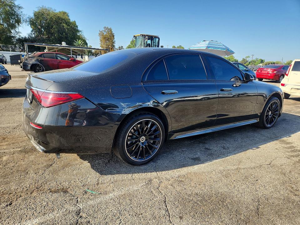 Photo 3 from auction – 2023 MERCEDES-BENZ S with VIN W1K6G6DB4PA167721