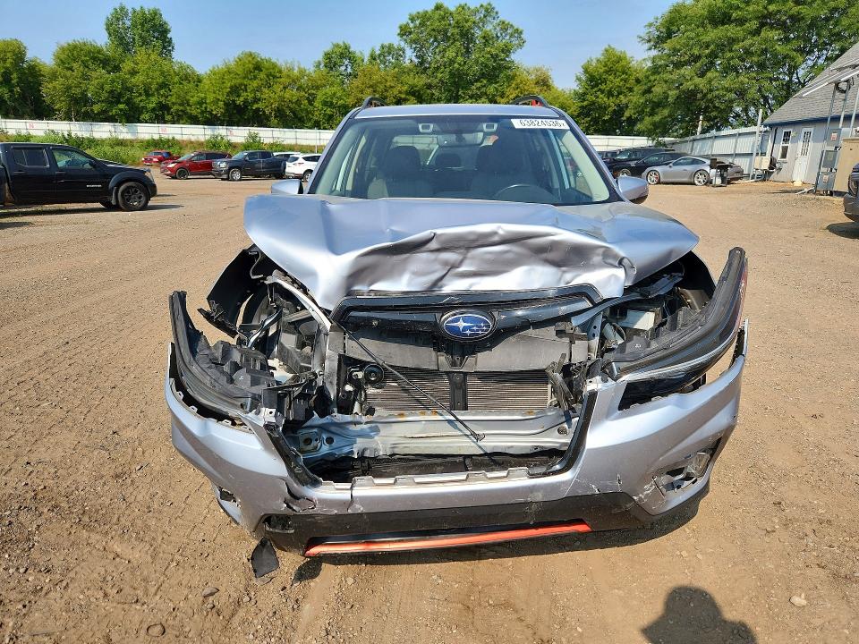 Photo 5 from auction – 2020 SUBARU FORESTER with VIN JF2SKALC3LH560262