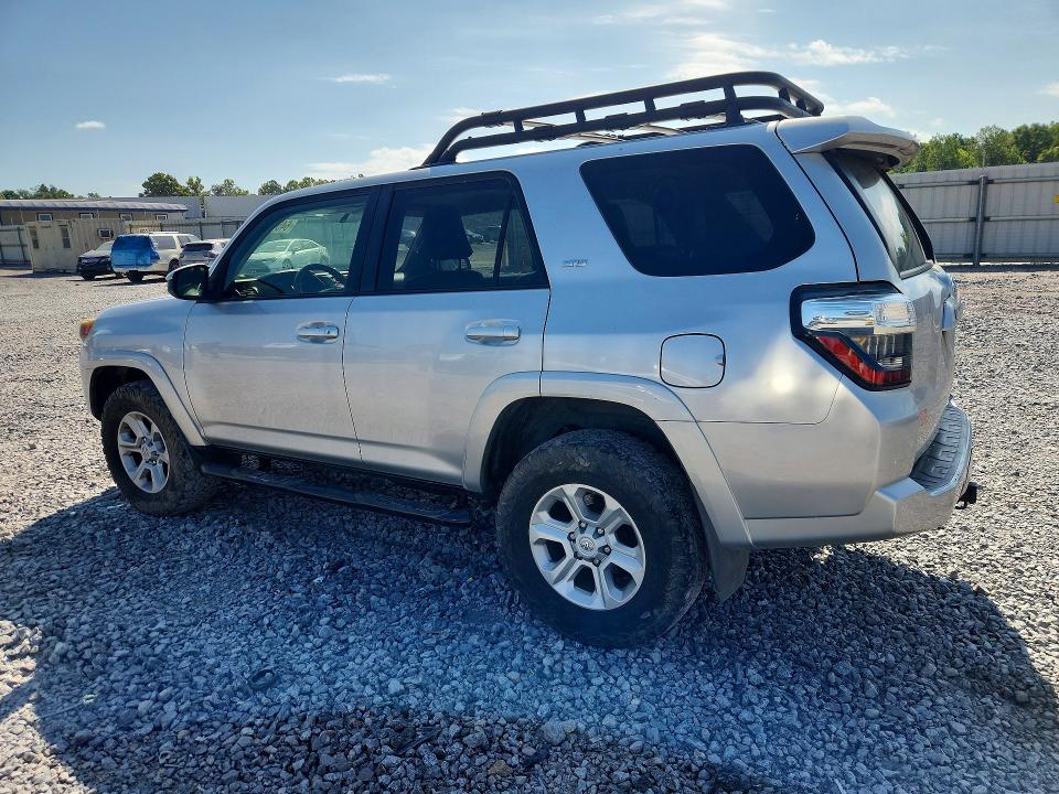 Photo 2 from auction – 2014 TOYOTA 4RUNNER with VIN JTEBU5JR6E5164611