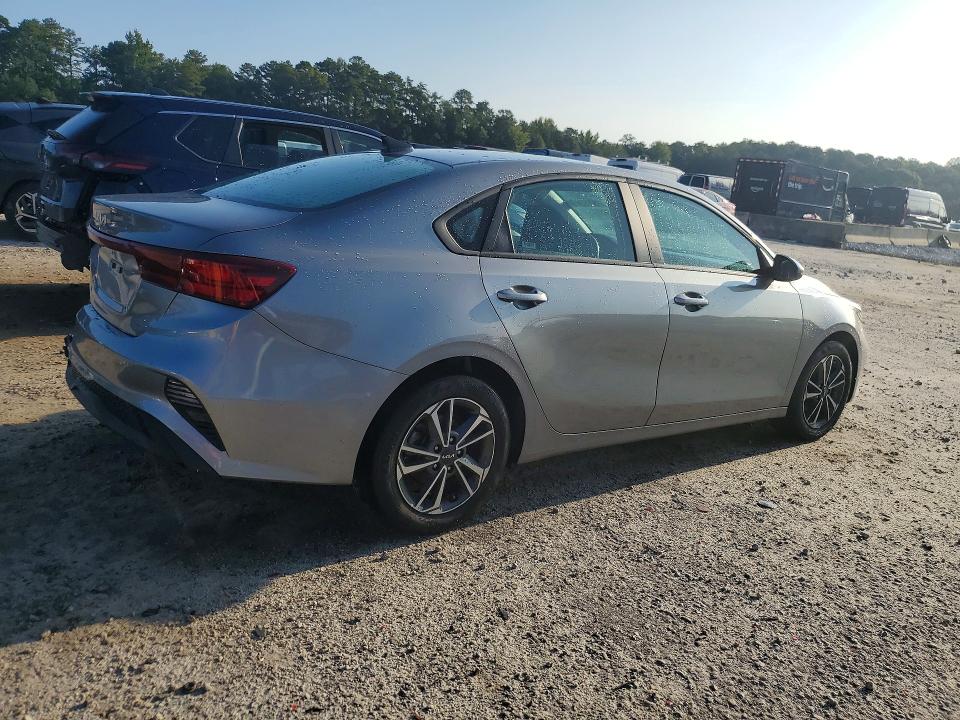 Photo 3 from auction – 2024 KIA FORTE with VIN 3KPF24AD3RE752339