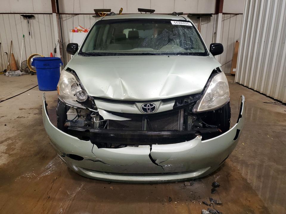 Photo 5 from auction – 2008 TOYOTA SIENNA with VIN 5TDZK23C08S159841