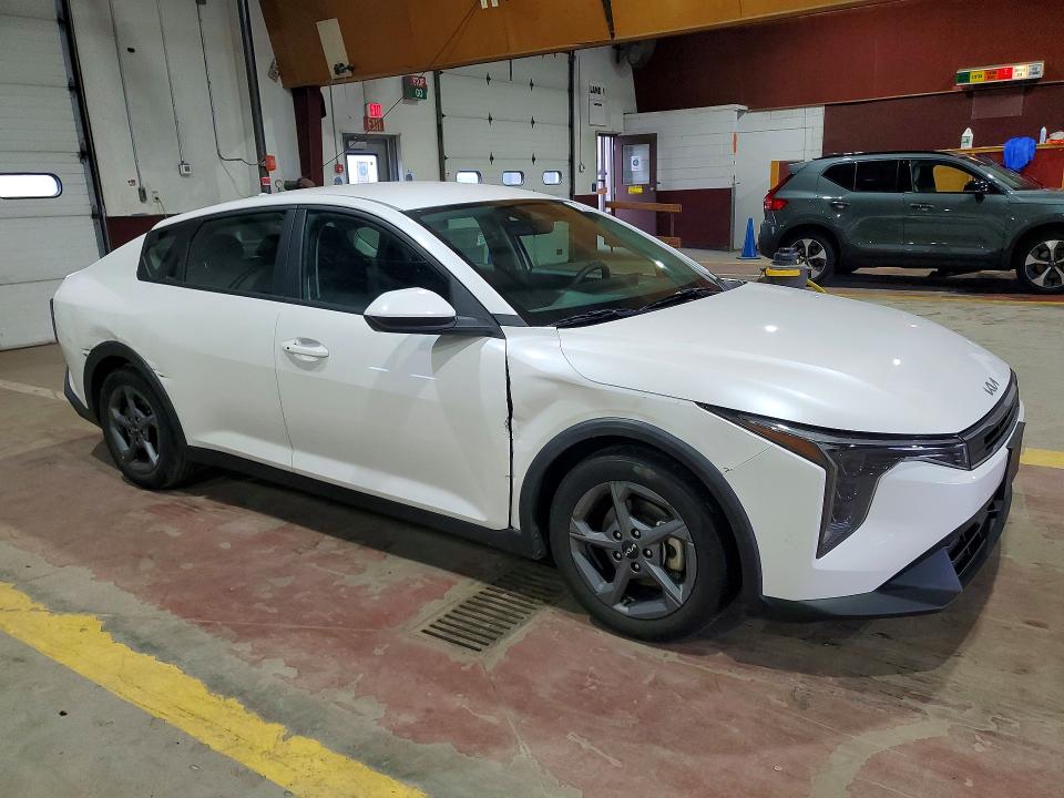 Photo 4 from auction – 2025 KIA K4 with VIN 3KPFT4DE9SE111316