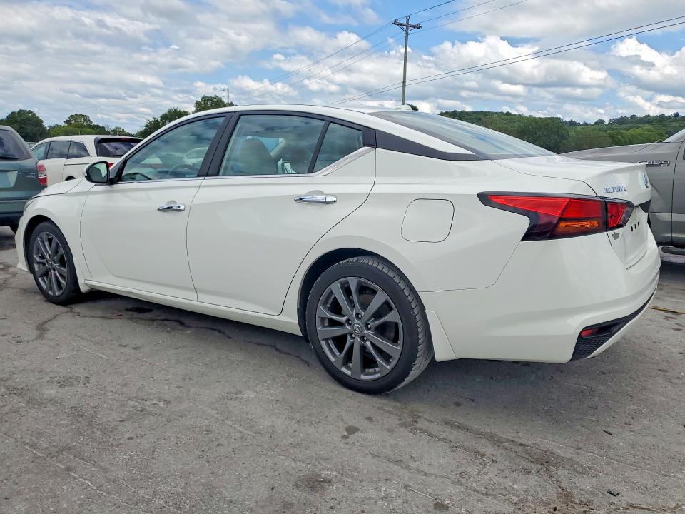 Photo 2 from auction – 2019 NISSAN ALTIMA with VIN 1N4BL4BVXKC116992