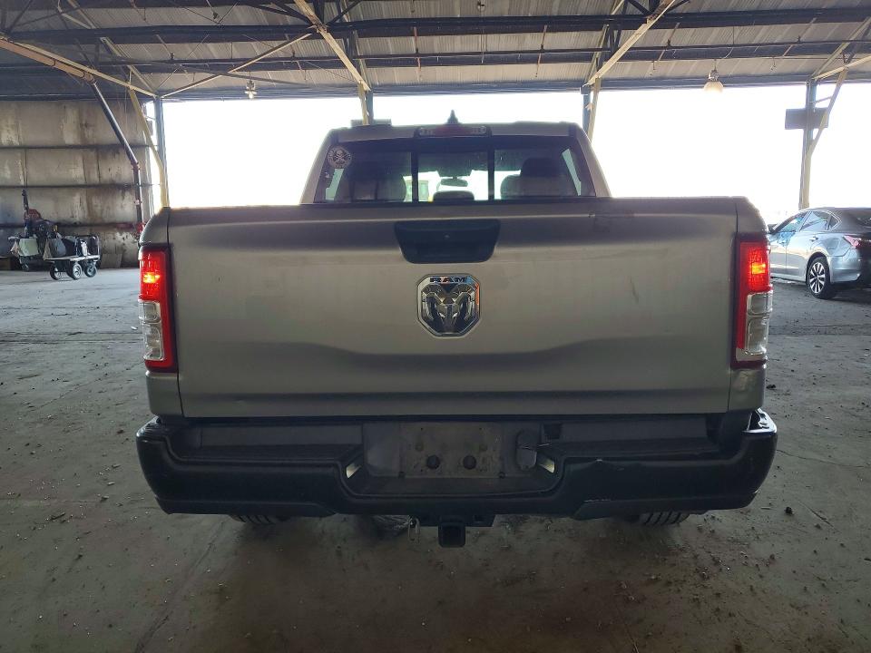 Photo 6 from auction – 2019 RAM 1500 with VIN 1C6RREGG1KN682171