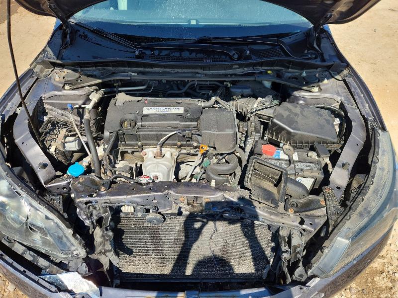 Photo 11 from auction – 2015 HONDA ACCORD with VIN 1HGCR2F87FA004210