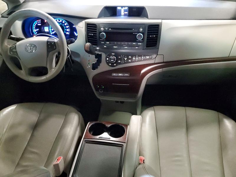 Photo 8 from auction – 2014 TOYOTA SIENNA with VIN 5TDYK3DC5ES490541