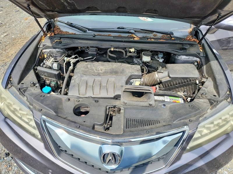 Photo 12 from auction – 2017 ACURA RDX with VIN 5J8TB4H71HL013237