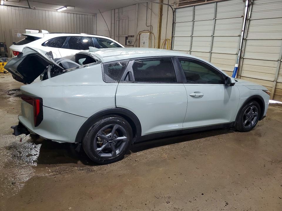 Photo 3 from auction – 2025 KIA K4 with VIN 3KPFT4DE2SE184012