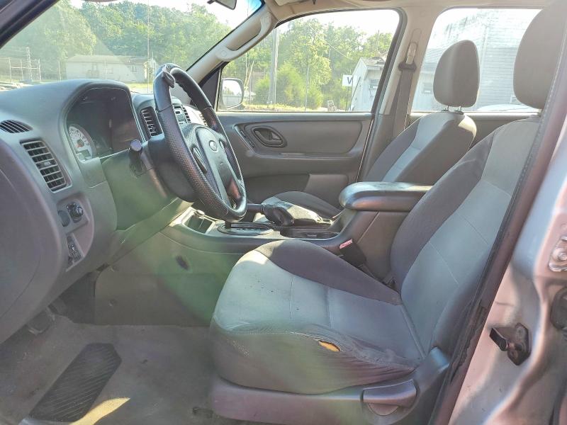 Photo 7 from auction – 2005 FORD ESCAPE with VIN 1FMYU92Z35KA01724