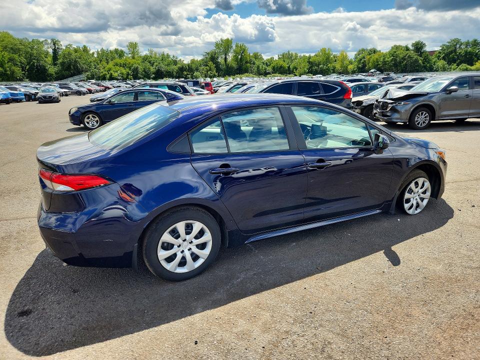Photo 3 from auction – 2022 TOYOTA COROLLA with VIN 5YFEPMAEXNP364216