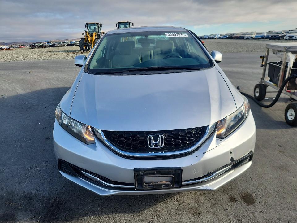 Photo 5 from auction – 2013 HONDA CIVIC with VIN 19XFB2F86DE211858