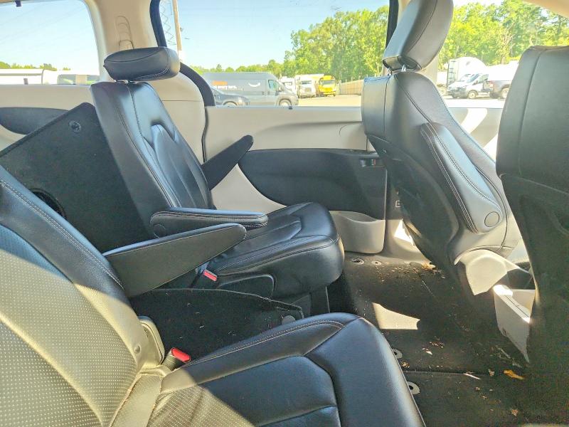 Photo 11 from auction – 2022 CHRYSLER PACIFICA with VIN 2C4RC1BG1NR218217