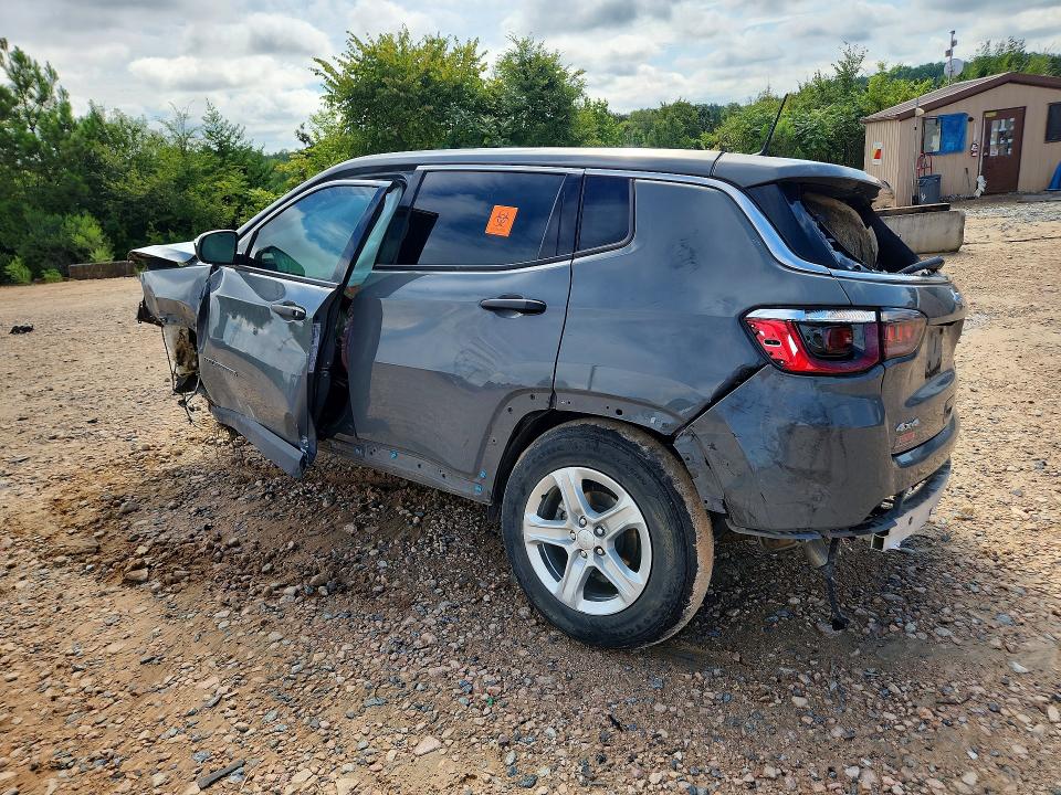 Photo 2 from auction – 2023 JEEP COMPASS with VIN 3C4NJDAN0PT535833