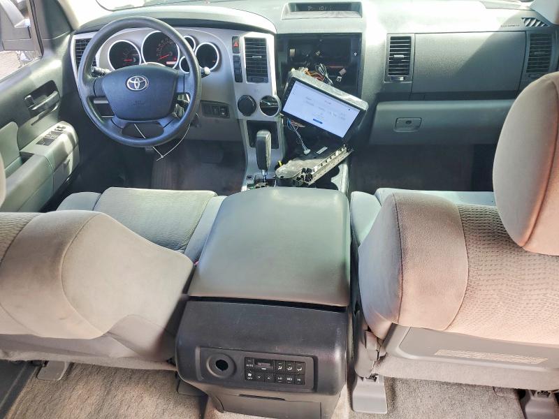 Photo 8 from auction – 2008 TOYOTA SEQUOIA with VIN 5TDZY64A68S009333