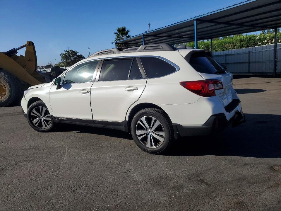 Photo 2 from auction – 2018 SUBARU OUTBACK with VIN 4S4BSANCXJ3240731