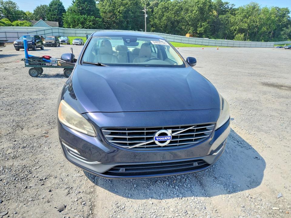 Photo 5 from auction – 2016 VOLVO S60 with VIN YV126MFK0G2400186