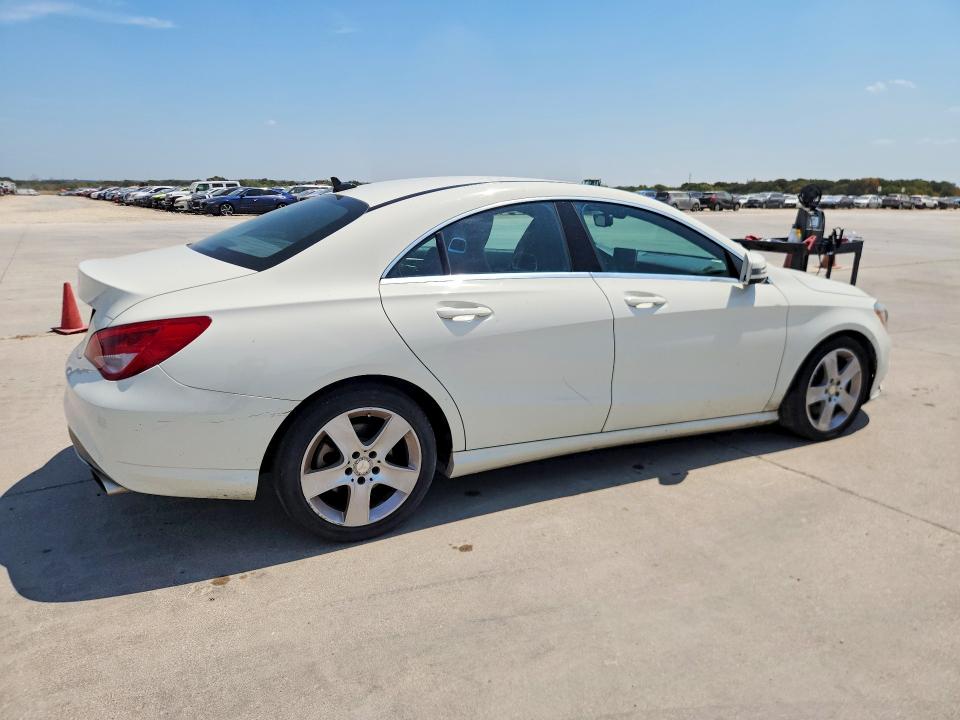Photo 3 from auction – 2016 MERCEDES-BENZ CLA with VIN WDDSJ4EBXGN290483