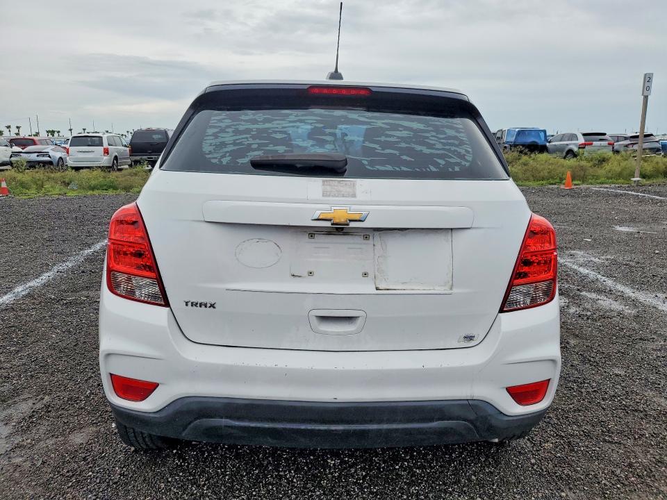 Photo 6 from auction – 2017 CHEVROLET TRAX with VIN KL7CJKSB4HB203071