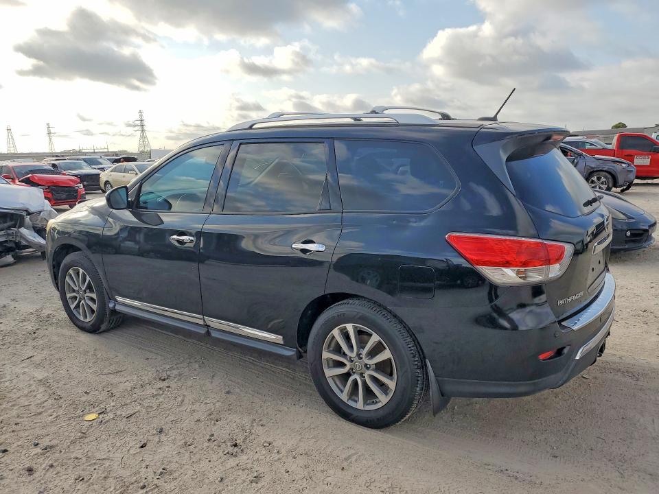 Zdjęcie 2 z aukcji – 2014 NISSAN PATHFINDER z VIN 5N1AR2MN5EC636782