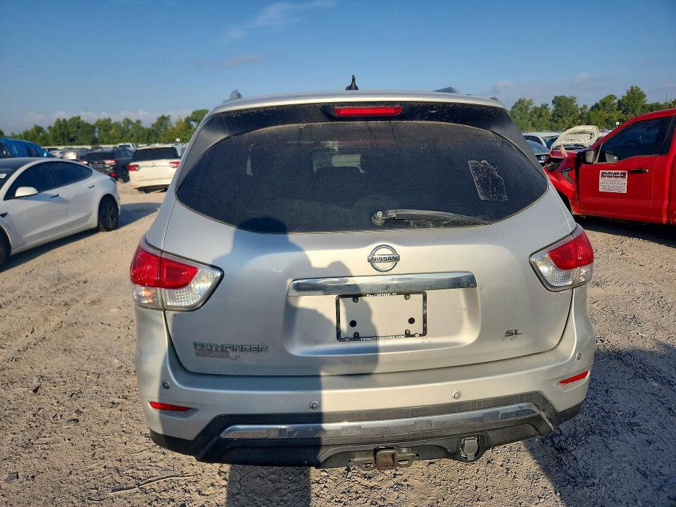Photo 6 from auction – 2013 NISSAN PATHFINDER with VIN 5N1AR2MN5DC654312