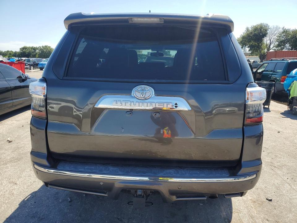 Photo 6 from auction – 2016 TOYOTA 4RUNNER with VIN JTEBU5JR2G5368969