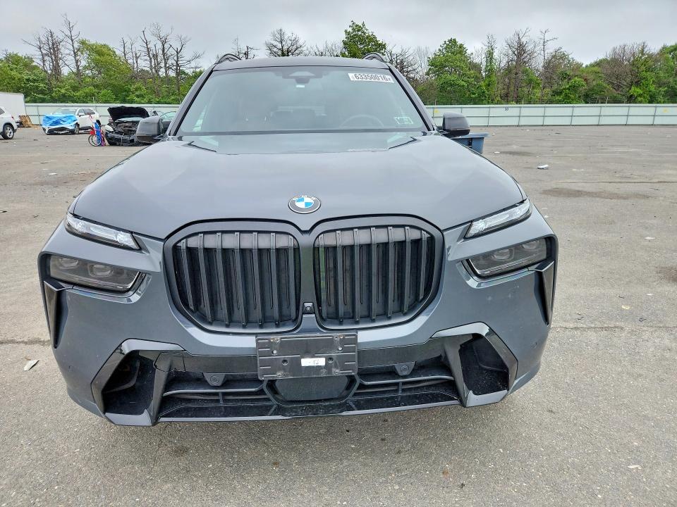 Photo 5 from auction – 2024 BMW X7 with VIN 5UX23EM03R9U30622