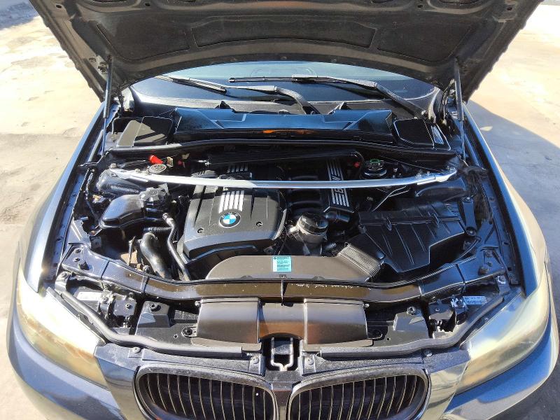 Photo 11 from auction – 2011 BMW 328 with VIN WBAPH5G59BNM72545