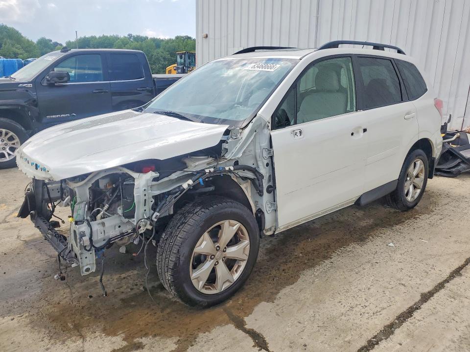 SUBARU FORESTER 2015 with VIN JF2SJAFC1FH820869 - Photo from auction
