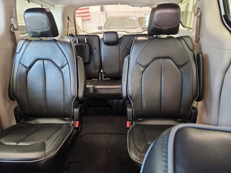Photo 10 from auction – 2017 CHRYSLER PACIFICA with VIN 2C4RC1GG3HR695471