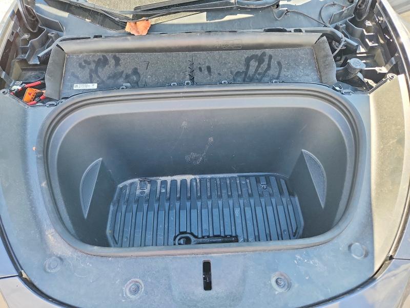 Photo 11 from auction – 2021 TESLA MODEL Y with VIN 5YJYGDEEXMF244529