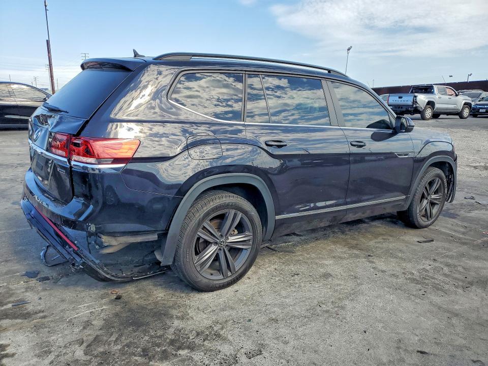Photo 3 from auction – 2021 VOLKSWAGEN ATLAS with VIN 1V2NR2CA8MC579771