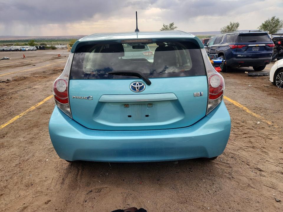 Photo 6 from auction – 2014 TOYOTA PRIUS C with VIN JTDKDTB35E1079205
