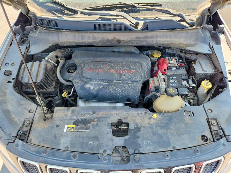 Photo 12 from auction – 2019 JEEP COMPASS with VIN 3C4NJCABXKT699681