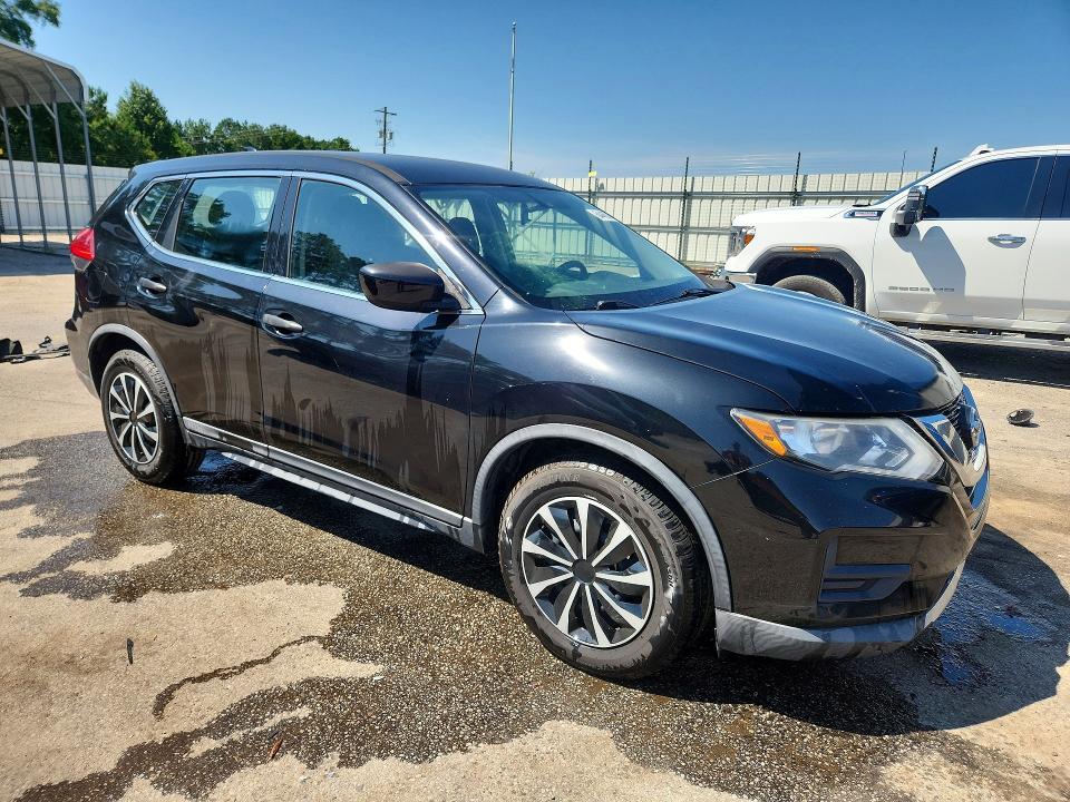 Photo 4 from auction – 2017 NISSAN ROGUE with VIN KNMAT2MT2HP530615