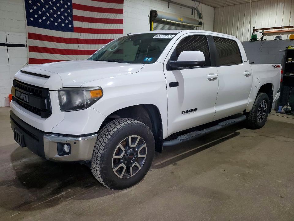 TOYOTA TUNDRA 2015 with VIN 5TFHY5F10FX458341 - Photo from auction