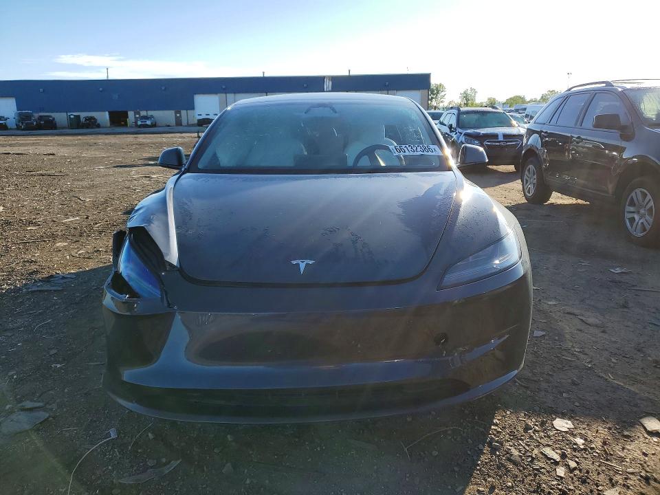 Фото 5 с аукциона – 2025 TESLA MODEL 3 с VIN 5YJ3E1EA8SF059159