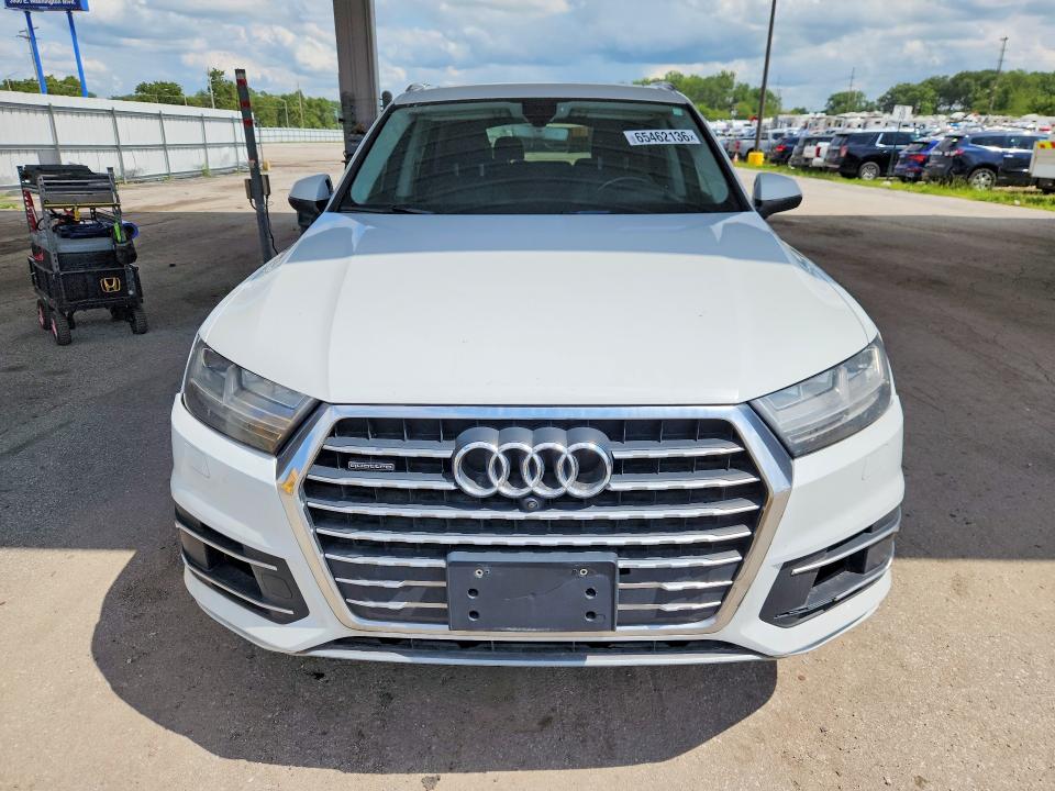 Photo 5 from auction – 2017 AUDI Q7 with VIN WA1VAAF73HD001073