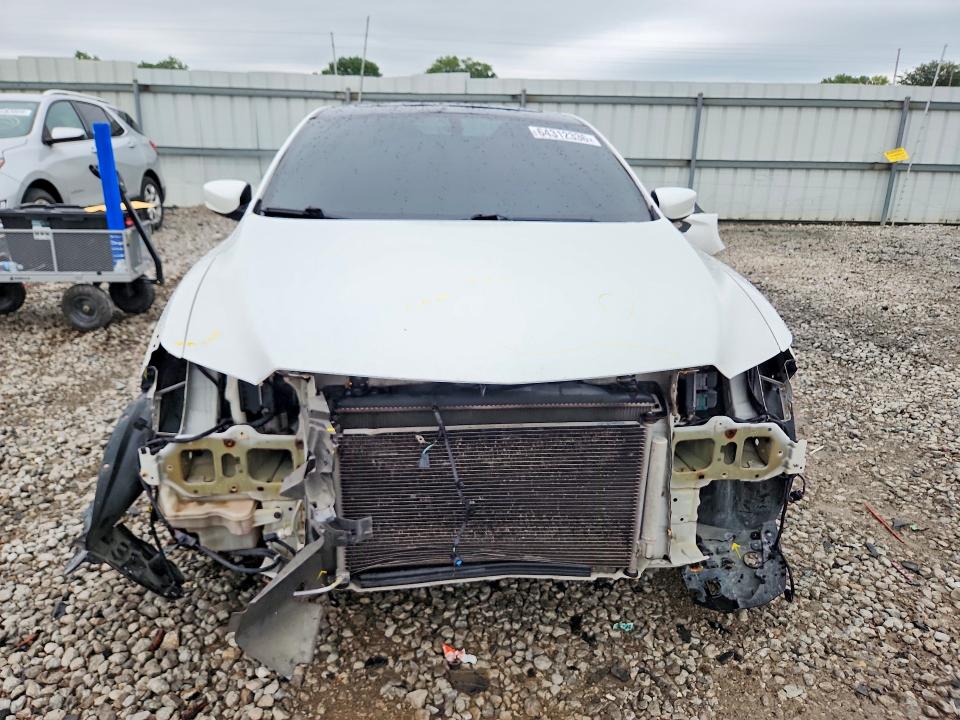 Zdjęcie 5 z aukcji – 2017 ACURA ILX z VIN 19UDE2F31HA002363