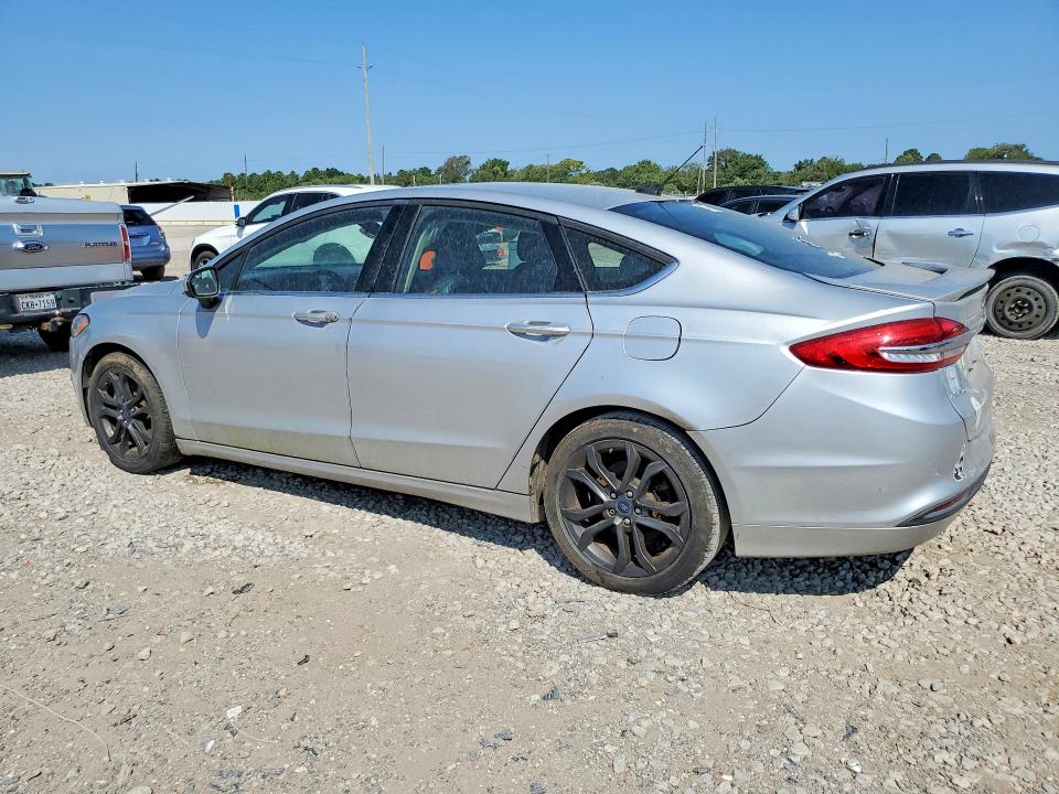 Photo 2 from auction – 2018 FORD FUSION with VIN 3FA6P0HD9JR230933