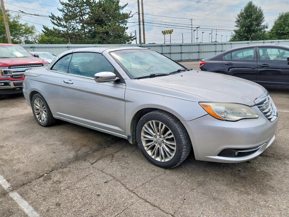 Photo 4 from auction – 2011 CHRYSLER 200 with VIN 1C3BC7EG5BN529985