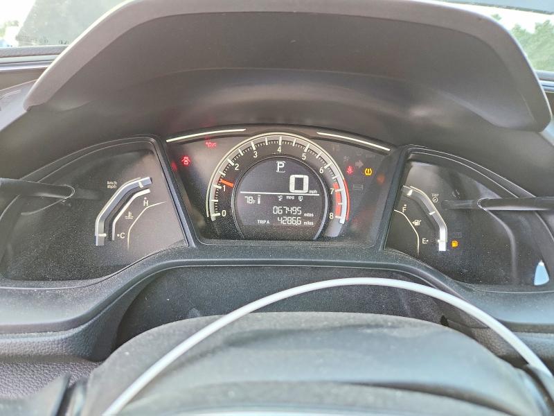 Photo 9 from auction – 2017 HONDA CIVIC with VIN 2HGFC2F50HH574395