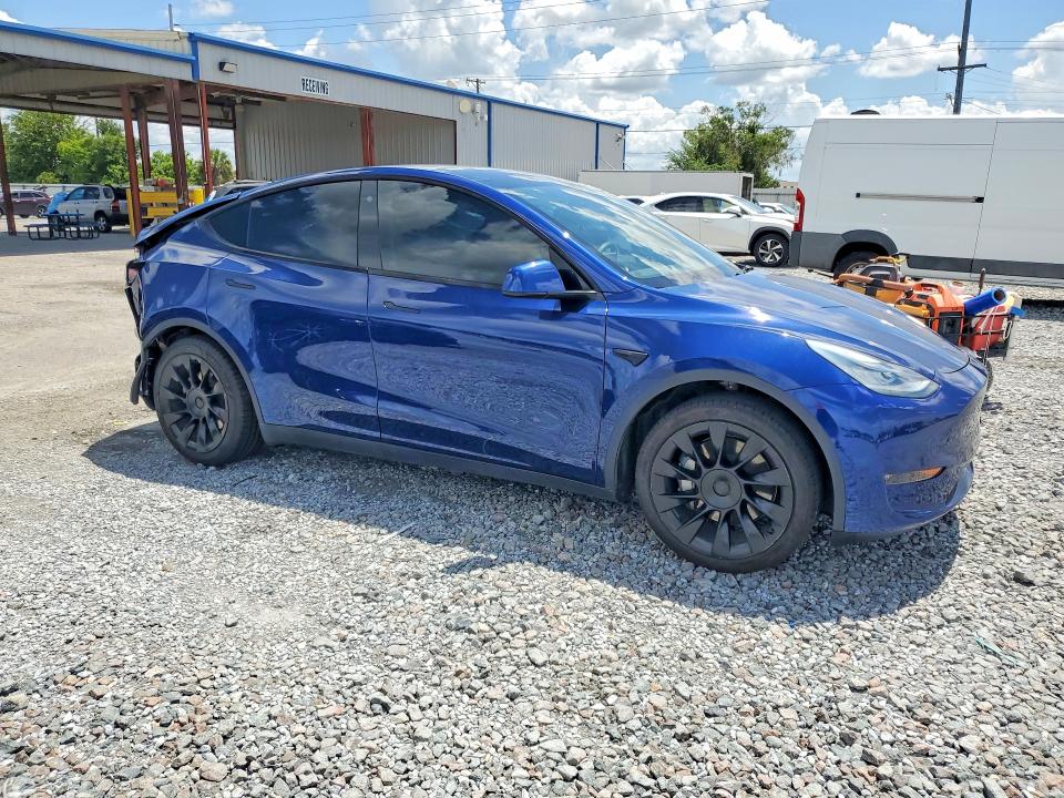 Zdjęcie 4 z aukcji – 2021 TESLA MODEL Y z VIN 5YJYGAEE2MF128675