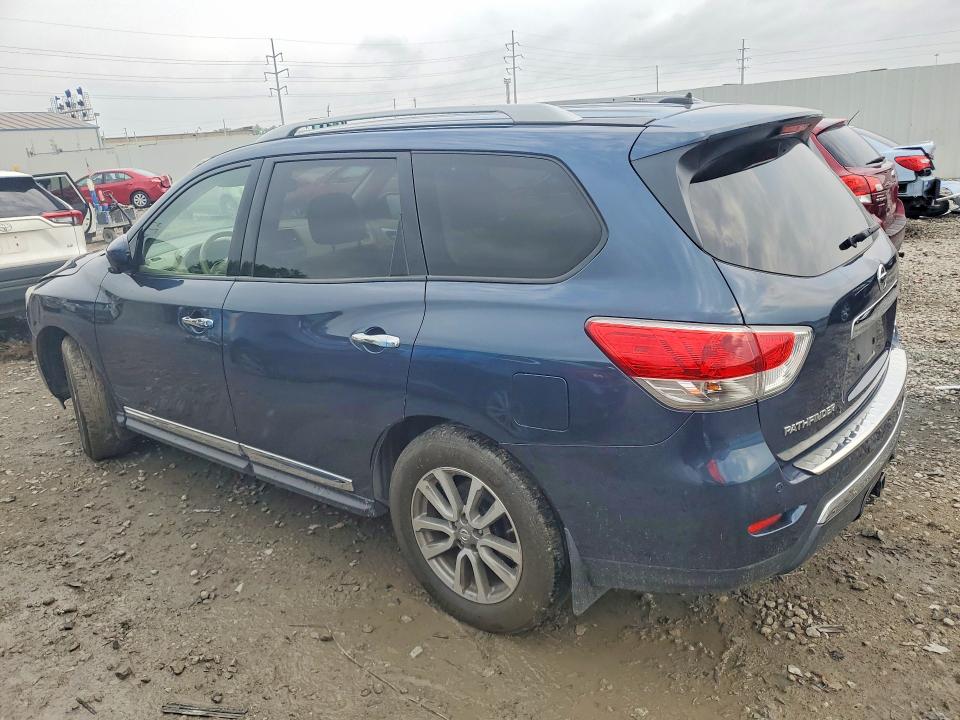 Photo 2 from auction – 2015 NISSAN PATHFINDER with VIN 5N1AR2MM6FC630384