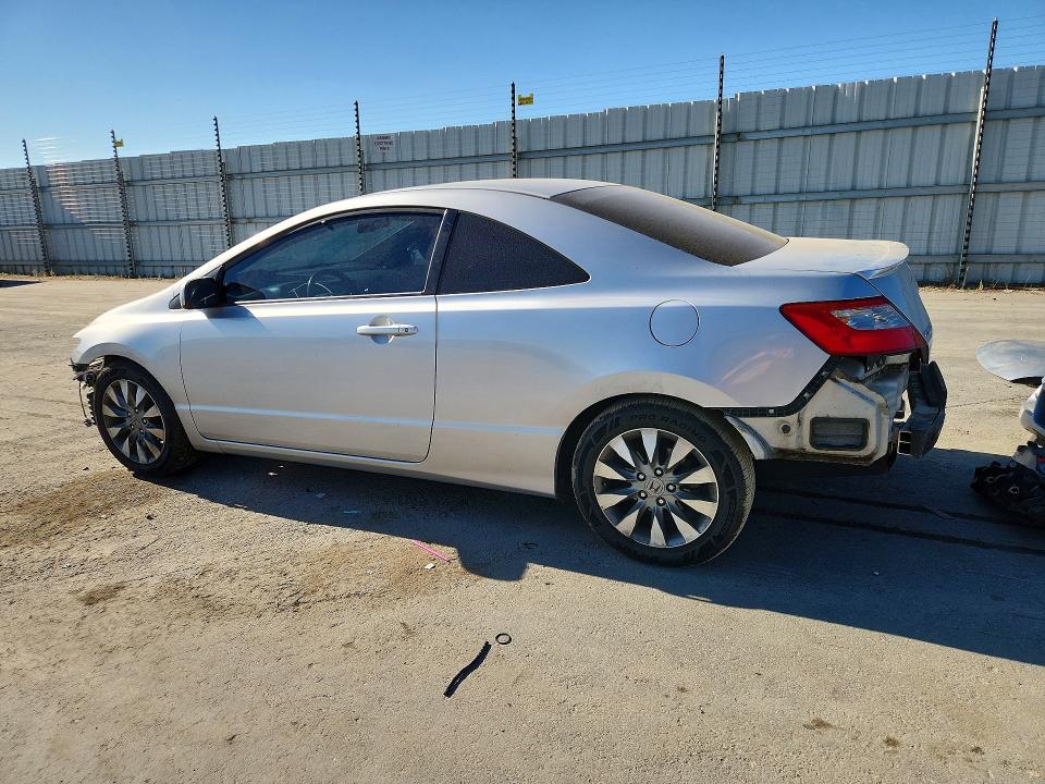 Photo 2 from auction – 2010 HONDA CIVIC with VIN 2HGFG1B93AH526743