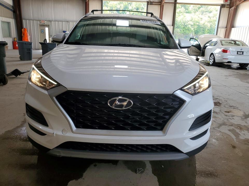 Photo 5 from auction – 2020 HYUNDAI TUCSON with VIN KM8J3CAL0LU162032