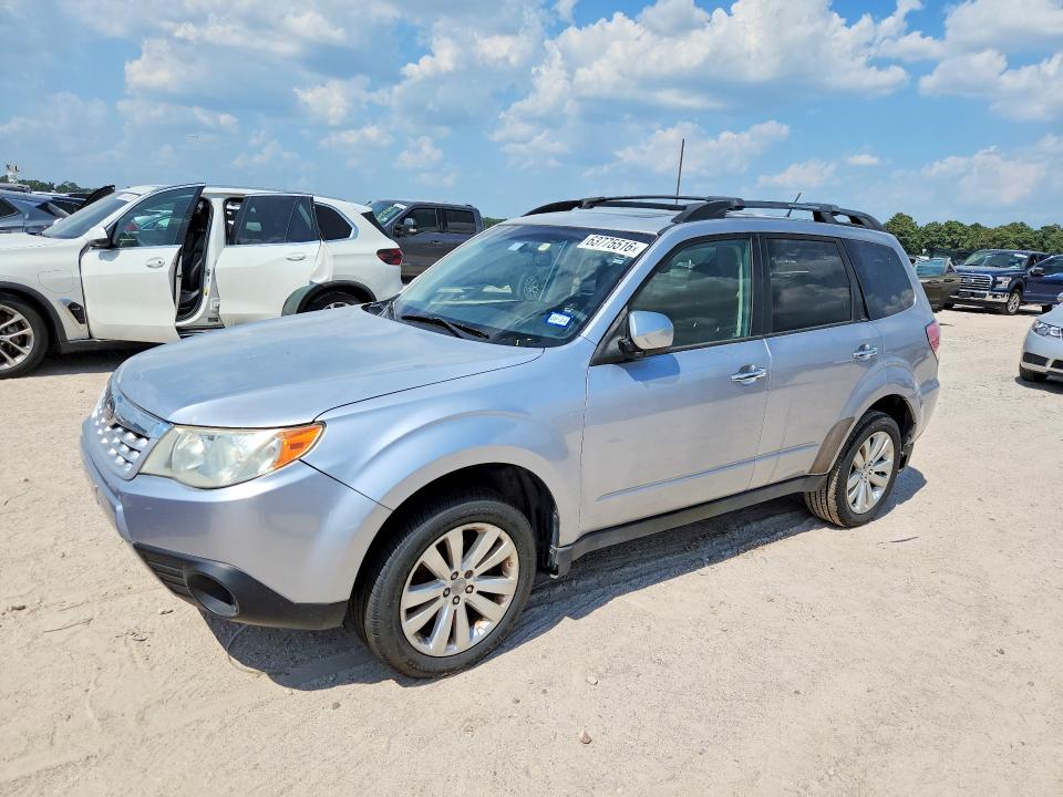 SUBARU FORESTER 2013 with VIN JF2SHADC7DH411108 - Photo from auction