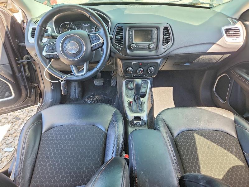 Photo 8 from auction – 2018 JEEP COMPASS with VIN 3C4NJDBB8JT168174