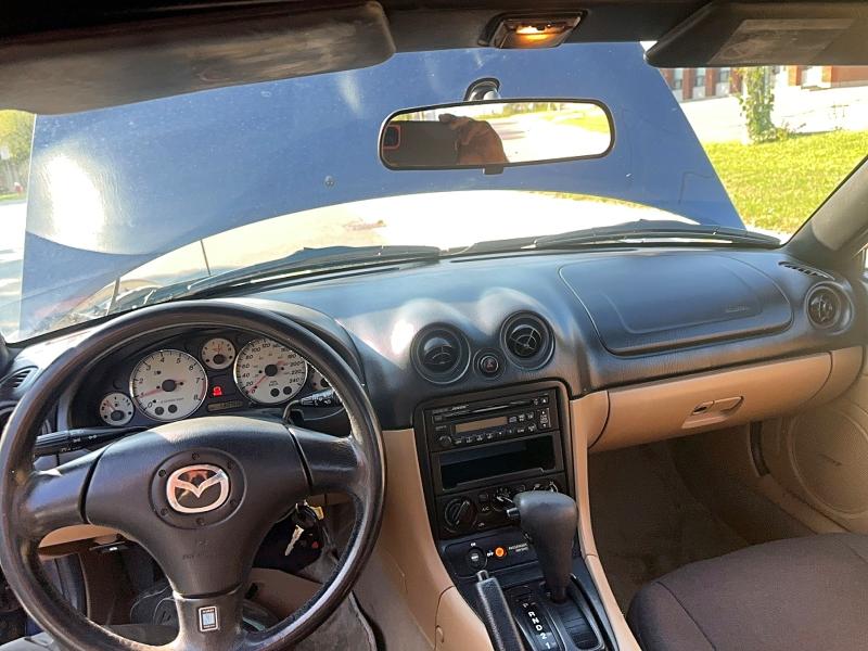 Photo 9 from auction – 2001 MAZDA MX-5 MIATA with VIN JM1NB353810209184