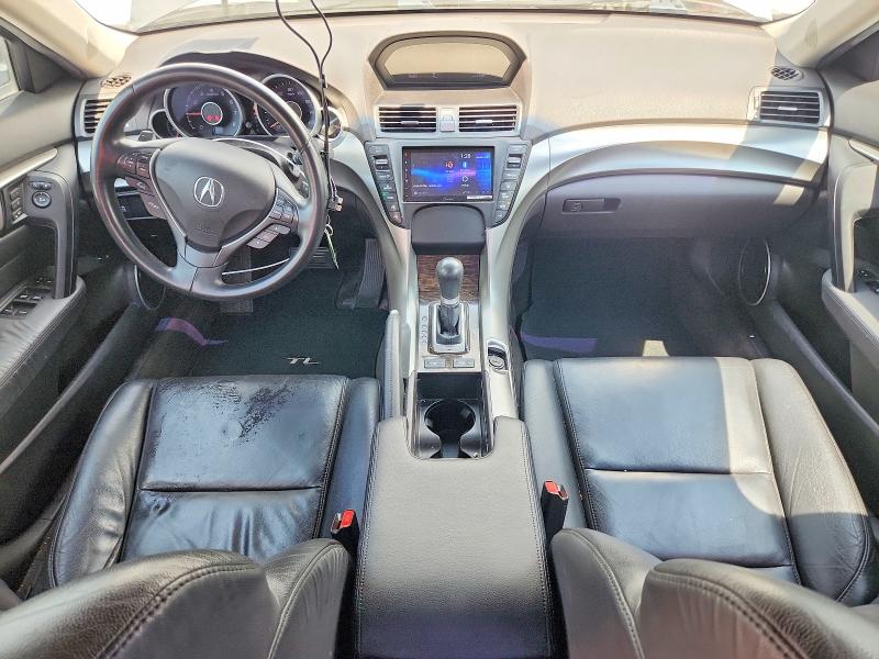 Photo 8 from auction – 2010 ACURA TL with VIN 19UUA8F29AA021058